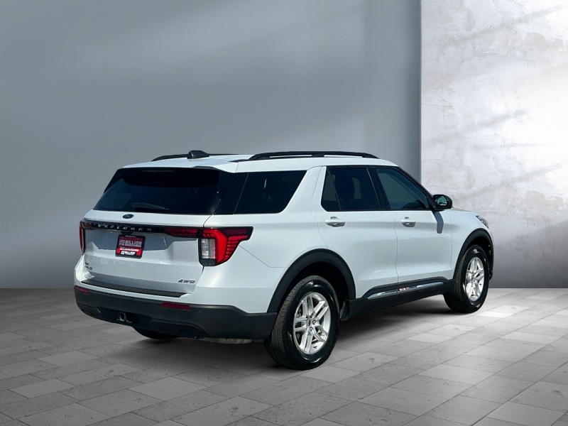2025 Ford Explorer
