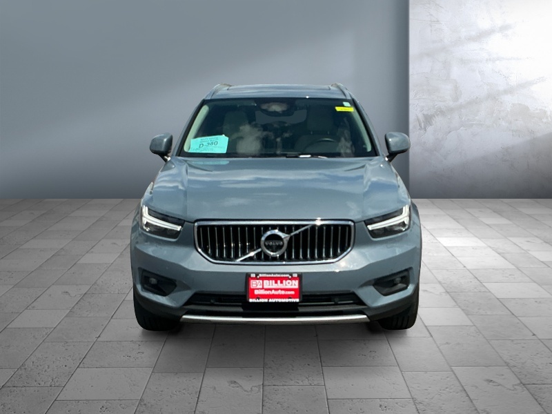 2022 Volvo XC40