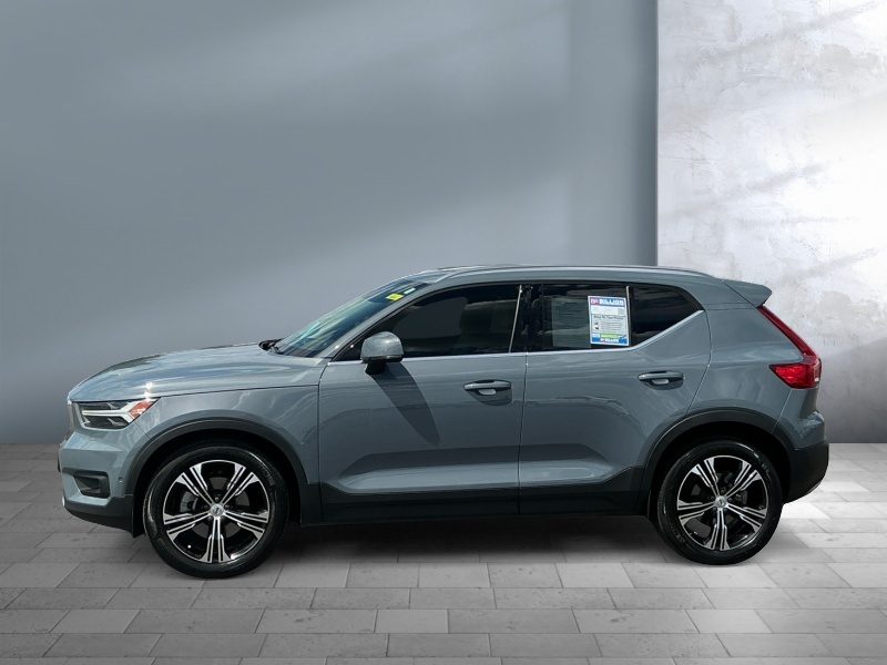 2022 Volvo XC40