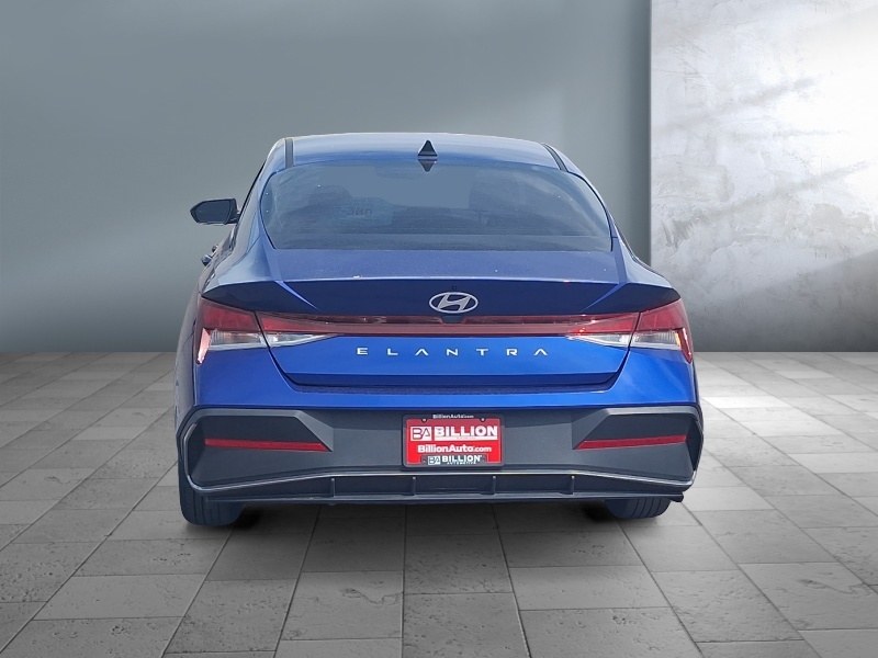 2025 Hyundai Elantra