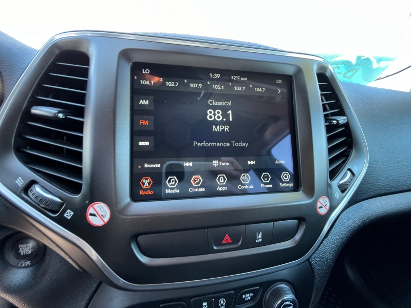 2022 Jeep Cherokee