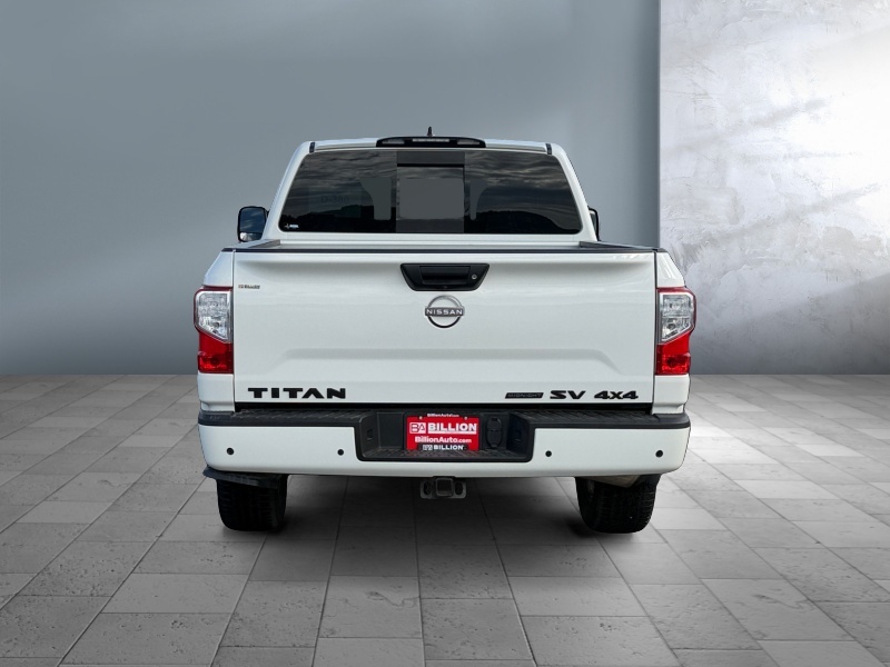 2023 Nissan Titan