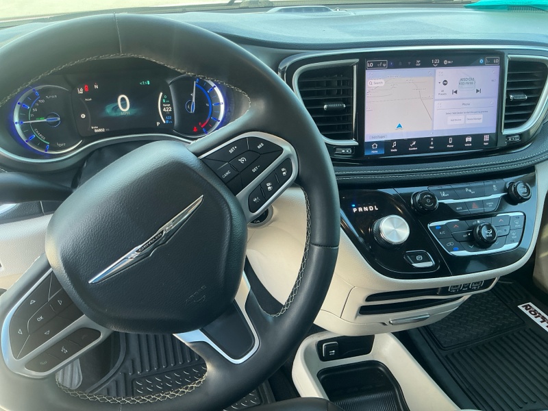 2024 Chrysler Pacifica