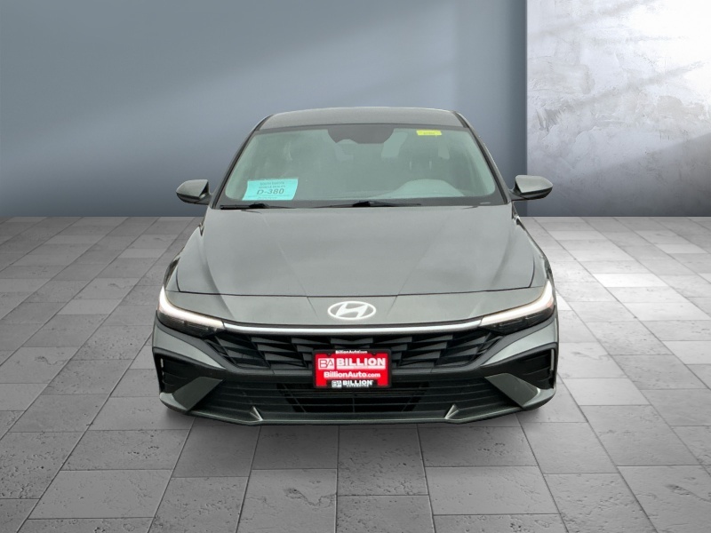 2024 Hyundai Elantra