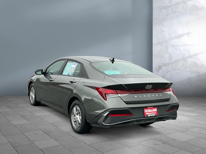 2024 Hyundai Elantra