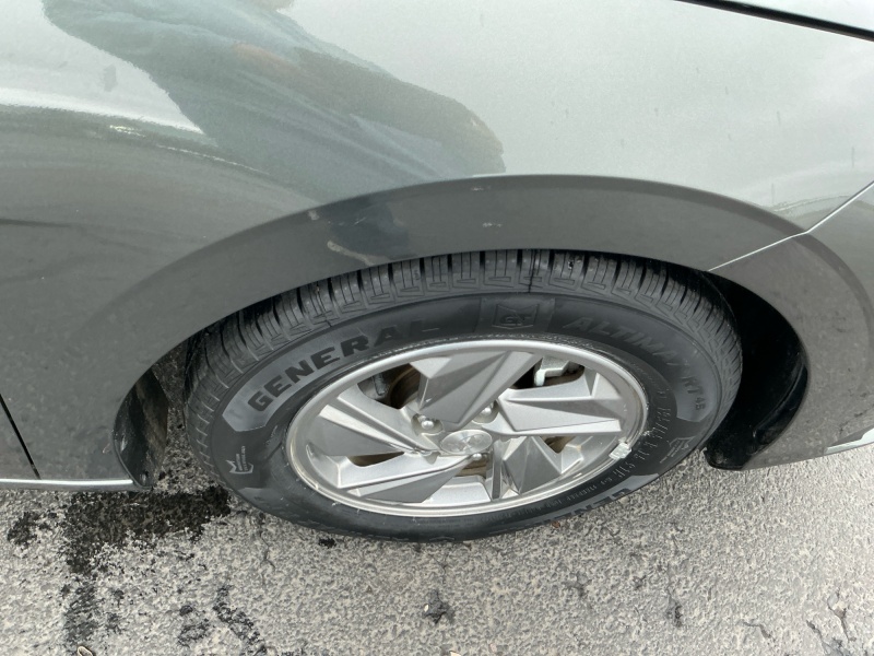 2024 Hyundai Elantra