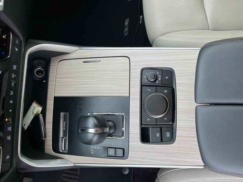 2024 Mazda CX-90