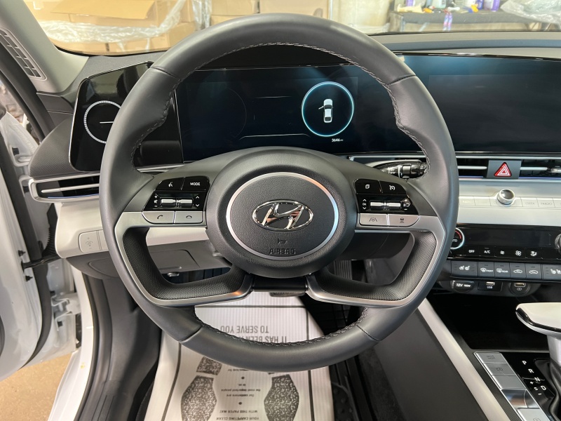 2023 Hyundai Elantra Hybrid