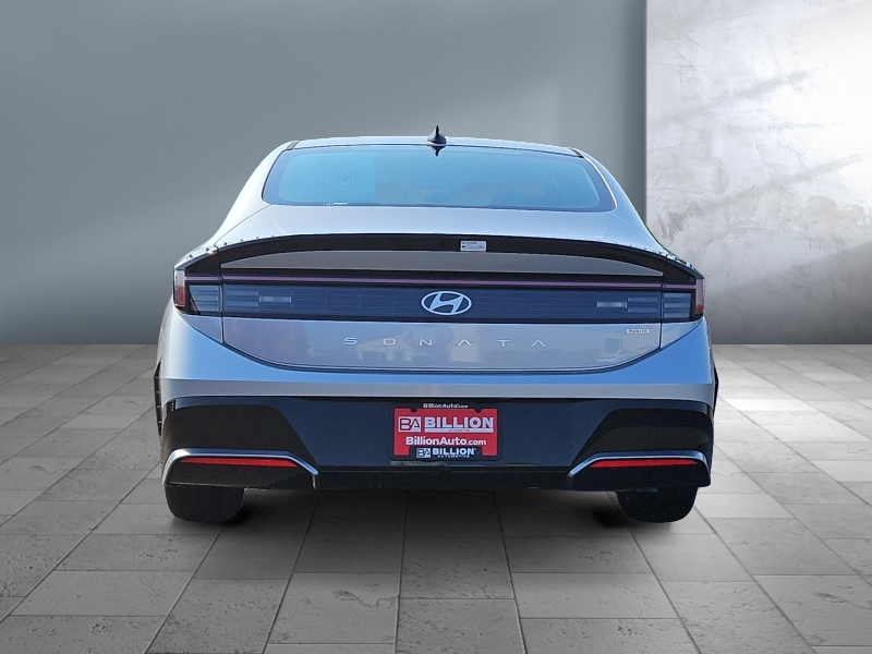 2024 Hyundai Sonata Hybrid