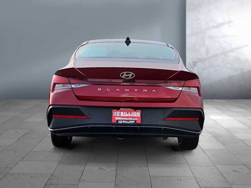 2025 Hyundai Elantra