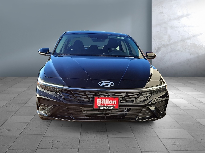 2025 Hyundai Elantra Hybrid