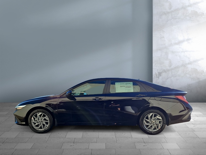 2025 Hyundai Elantra Hybrid