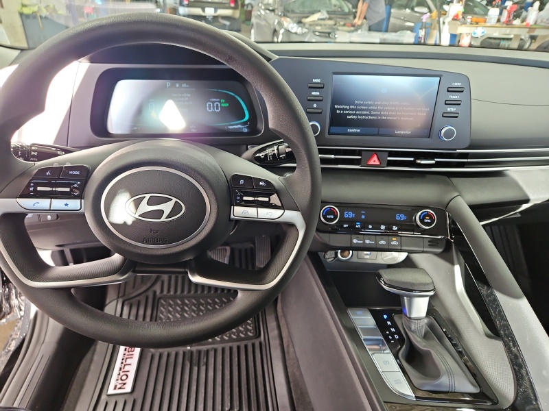 2025 Hyundai Elantra Hybrid