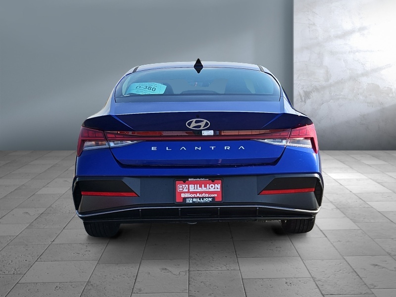 2025 Hyundai Elantra