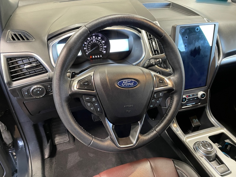 2021 Ford Edge