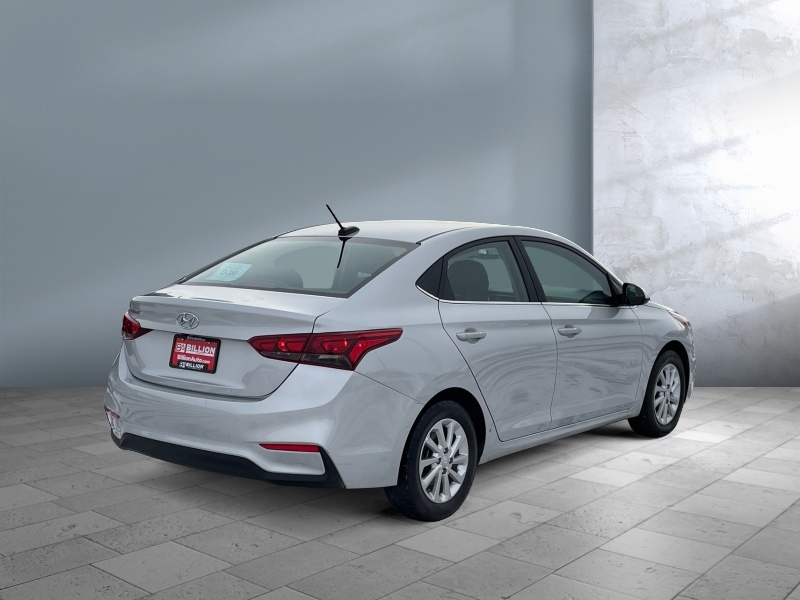 2022 Hyundai Accent