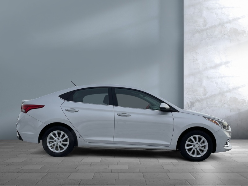 2022 Hyundai Accent