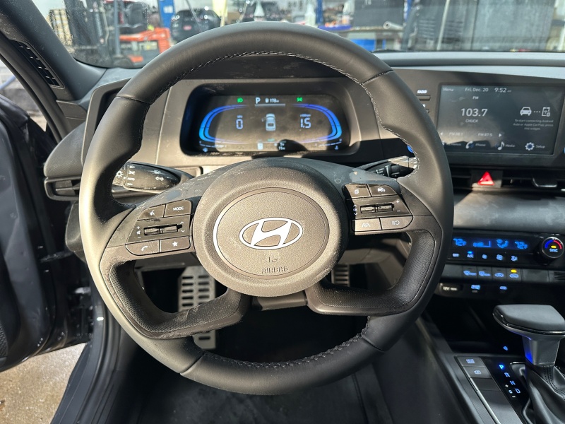 2025 Hyundai Elantra