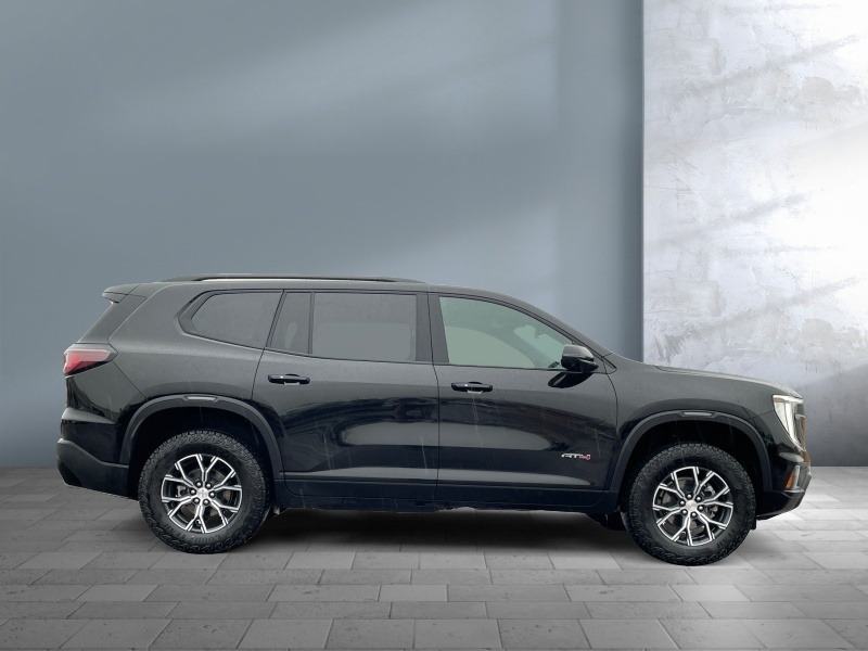 2024 GMC Acadia