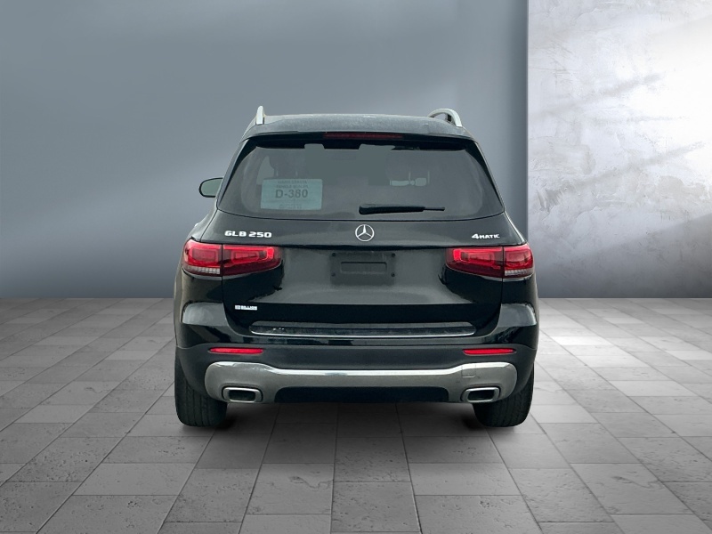 2022 Mercedes-Benz GLB