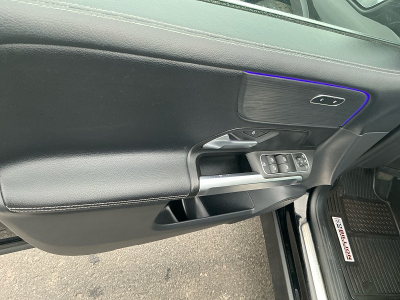 2022 Mercedes-Benz GLB