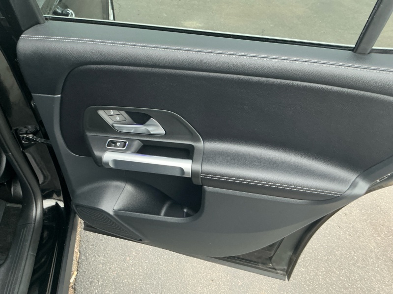 2022 Mercedes-Benz GLB