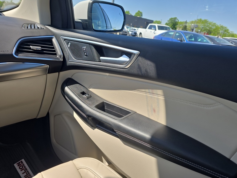 2023 Ford Edge