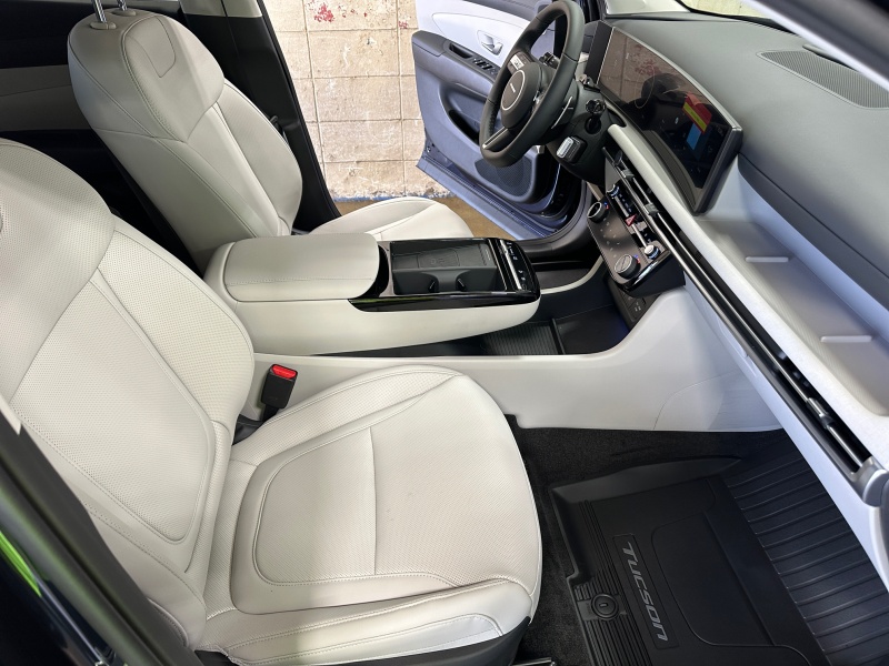 2025 Hyundai Tucson Hybrid