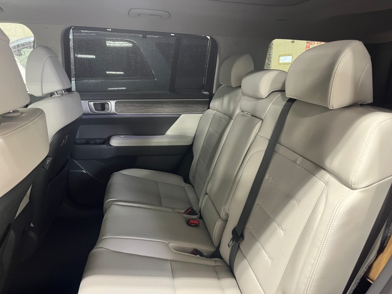 2025 Hyundai Santa Fe Hybrid