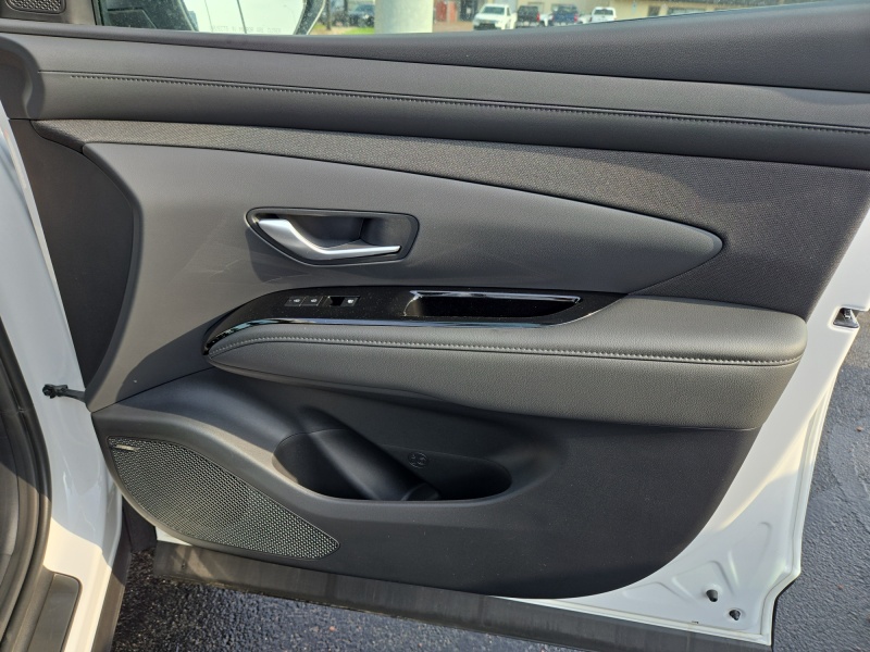 2025 Hyundai Tucson Hybrid