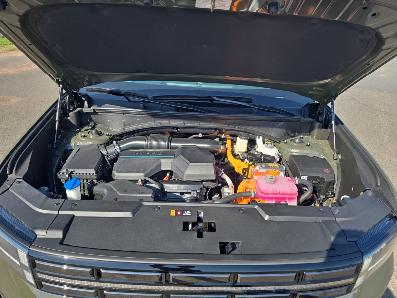 2025 Hyundai Santa Fe Hybrid