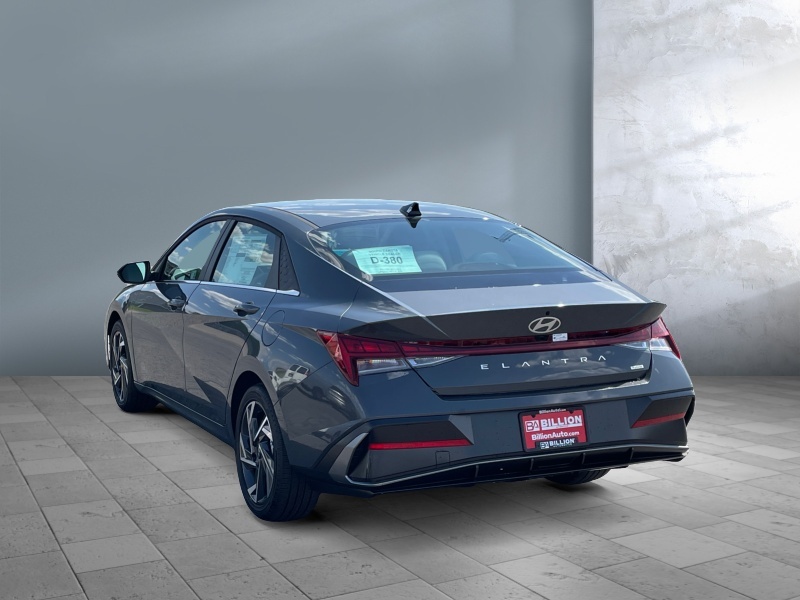 2025 Hyundai Elantra Hybrid