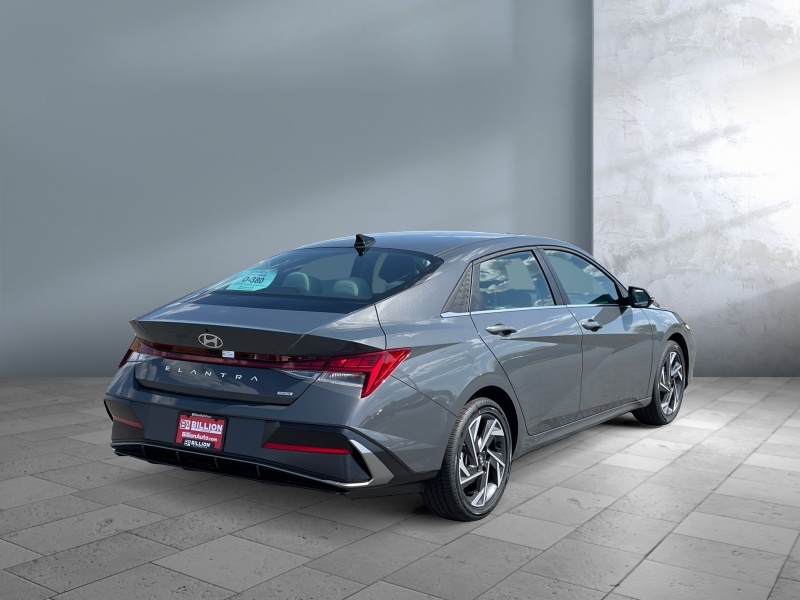 2025 Hyundai Elantra Hybrid