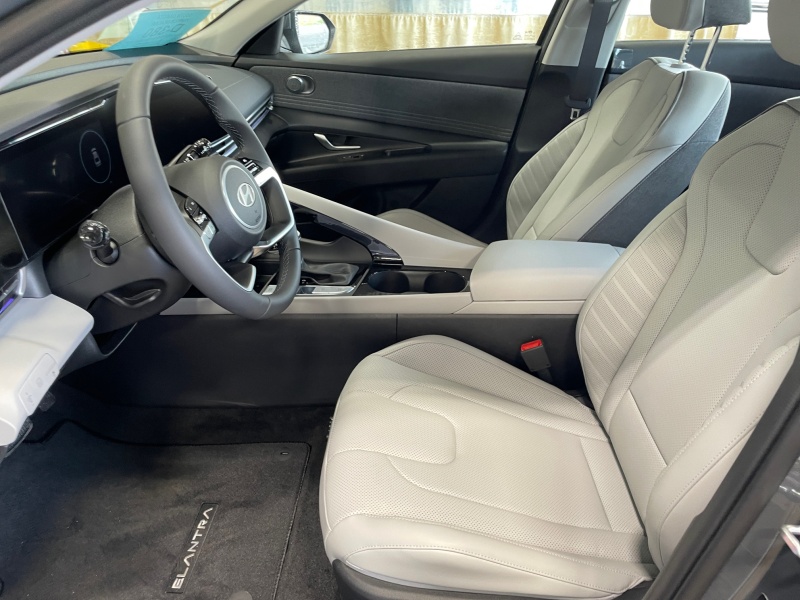 2025 Hyundai Elantra Hybrid