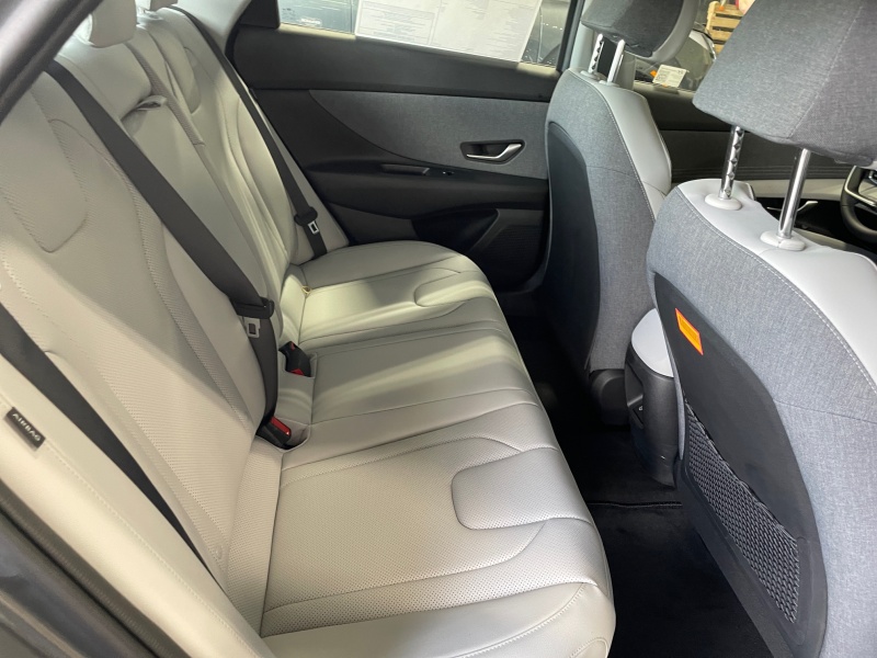 2025 Hyundai Elantra Hybrid