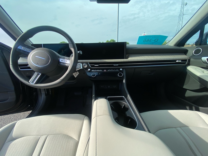 2025 Hyundai Tucson Hybrid