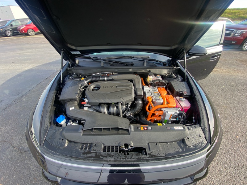2025 Hyundai Tucson Hybrid