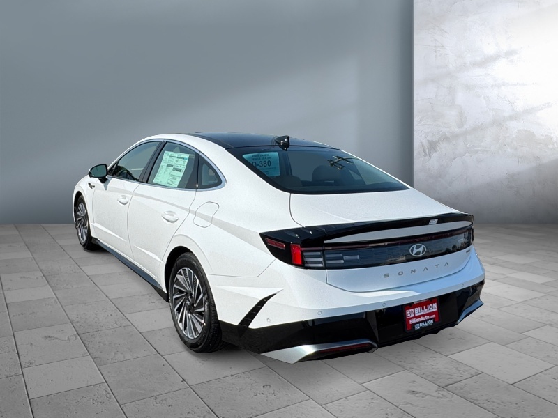 2025 Hyundai Sonata Hybrid