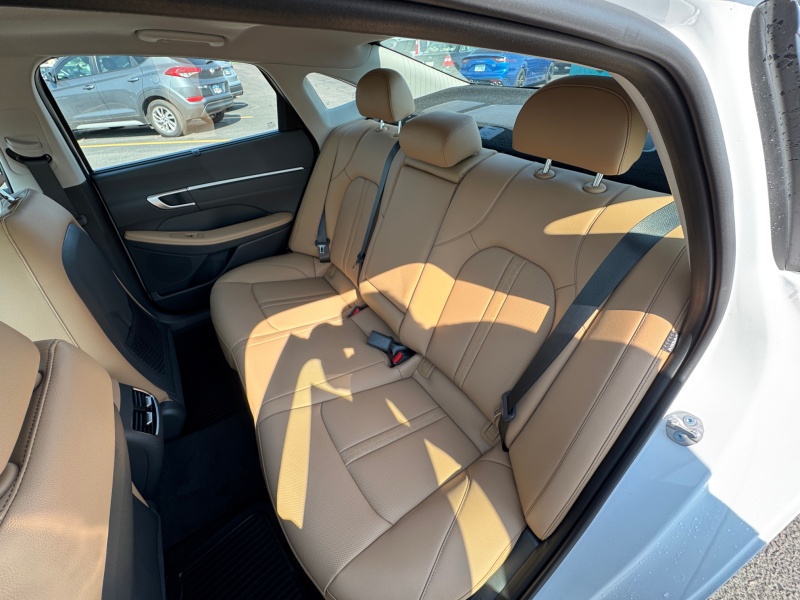 2025 Hyundai Sonata Hybrid