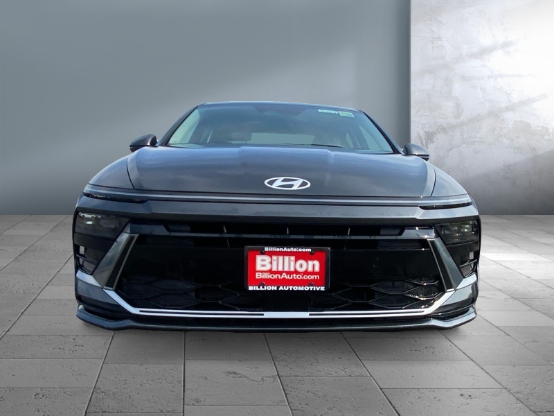 2025 Hyundai Sonata Hybrid