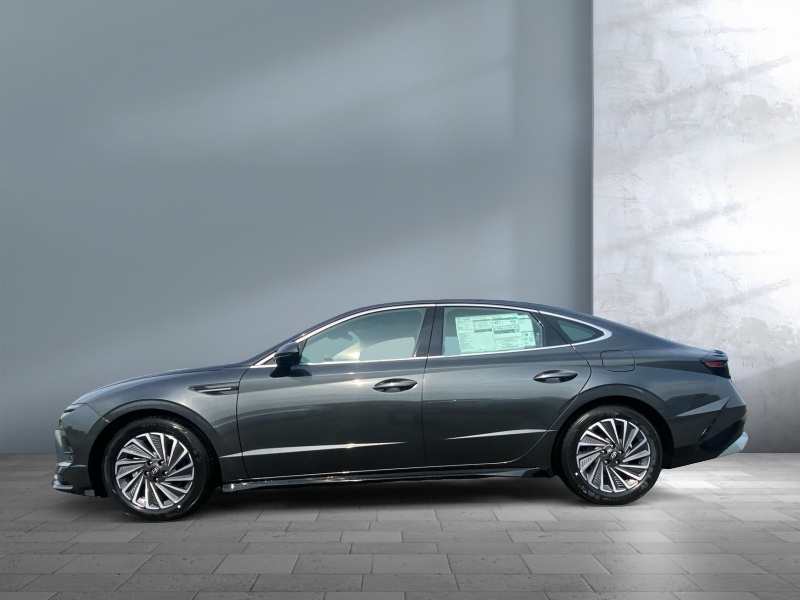 2025 Hyundai Sonata Hybrid