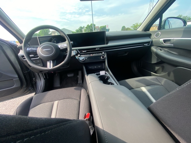 2025 Hyundai Sonata Hybrid