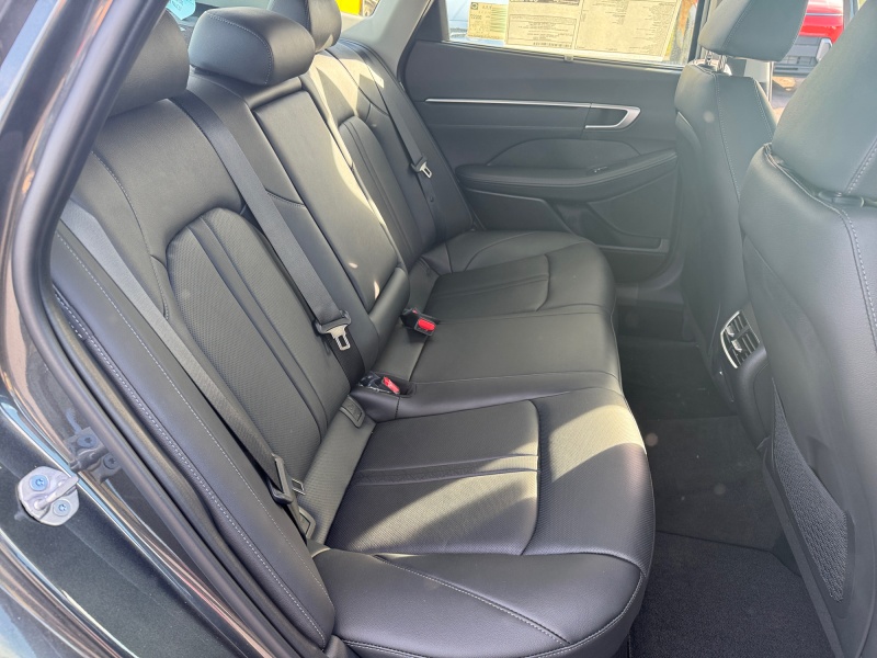 2025 Hyundai Sonata Hybrid