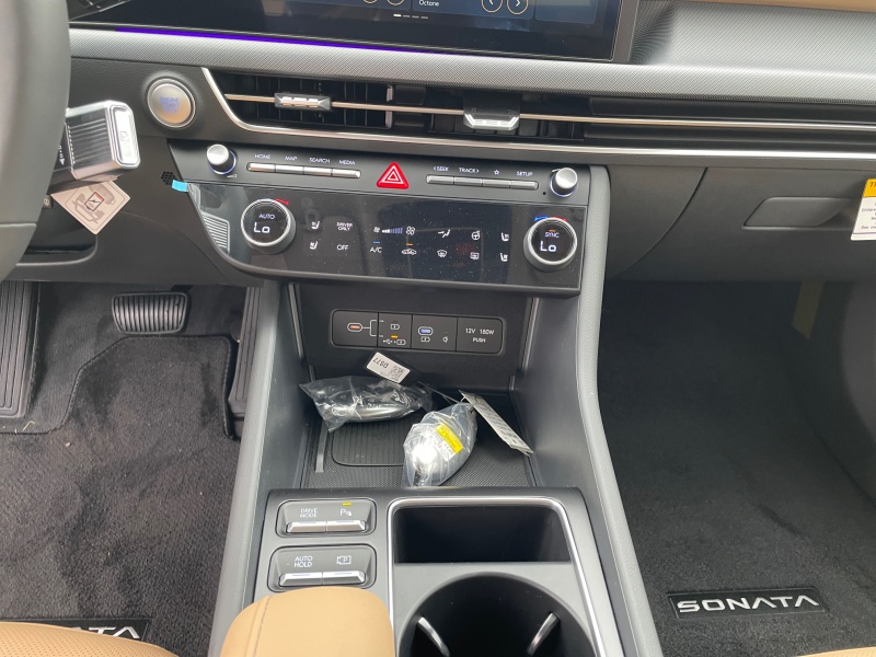 2025 Hyundai Sonata Hybrid