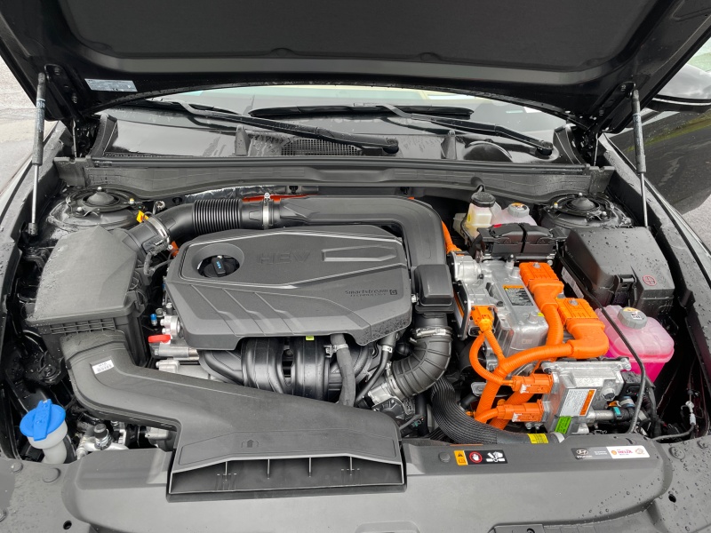 2025 Hyundai Sonata Hybrid