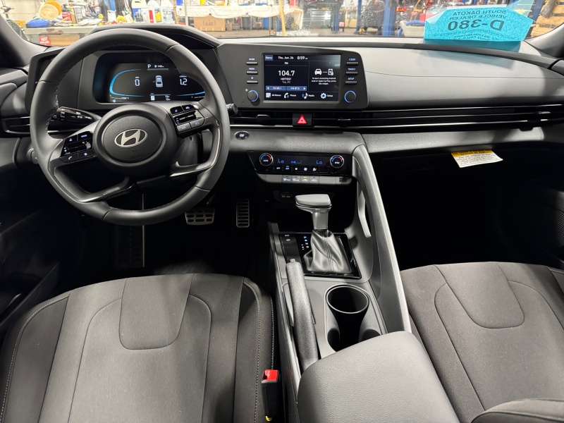 2025 Hyundai Elantra