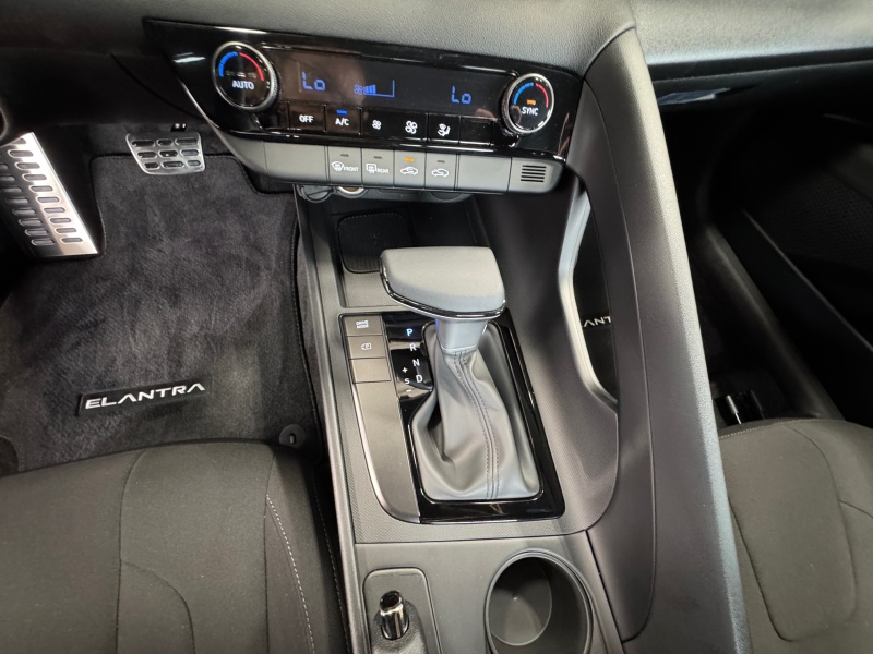 2025 Hyundai Elantra