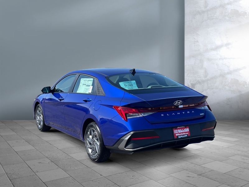 2025 Hyundai Elantra Hybrid