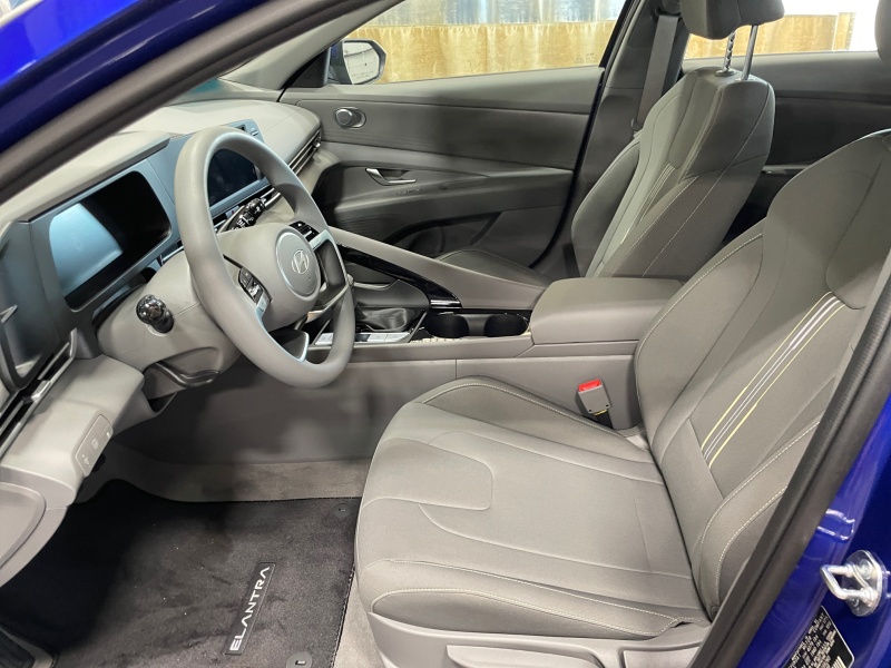 2025 Hyundai Elantra Hybrid