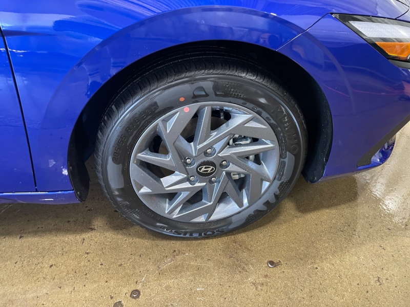 2025 Hyundai Elantra Hybrid